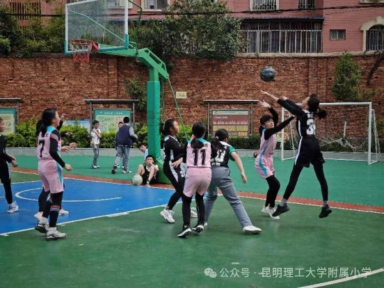 刻苦训练篮球时如何避免受伤的建议_1